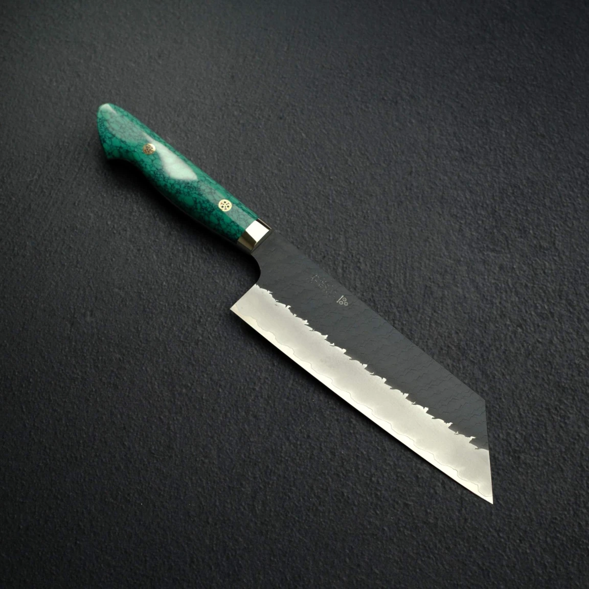 Original reference photograph of Turquoise nakiri